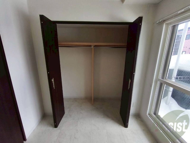 収納　収納もバッチリあるのでお部屋が片付きますよ！