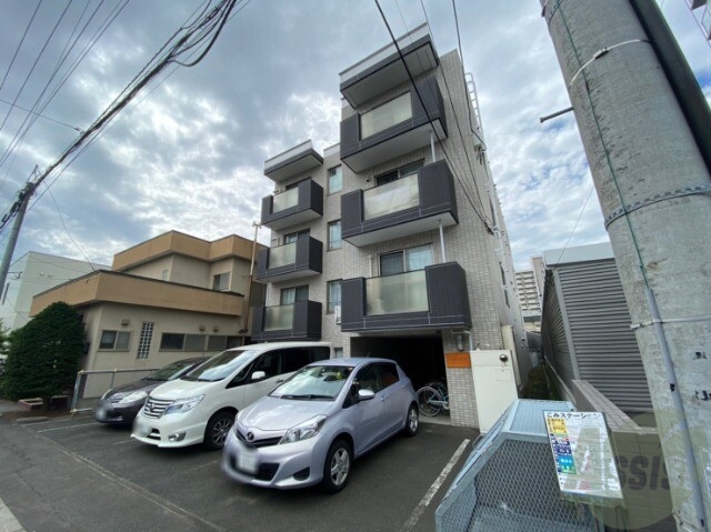 建物外観　札幌市東区北１２条東「トライフォース１２」