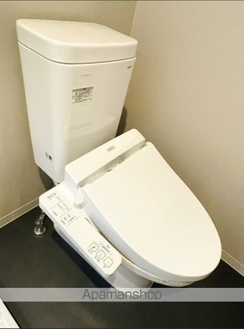 地下鉄谷町線 野江内代駅 徒歩3分 3階建 築9年のトイレ写真