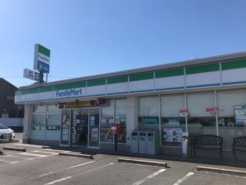 コンビニ　ファミリーマート 京田辺大住店（コンビニ）まで844m