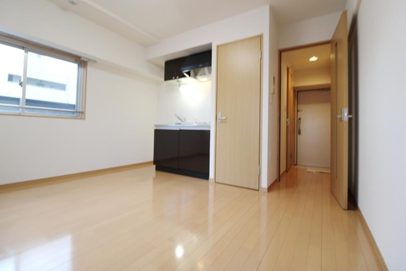 居室・リビング　※反転タイプの別部屋です