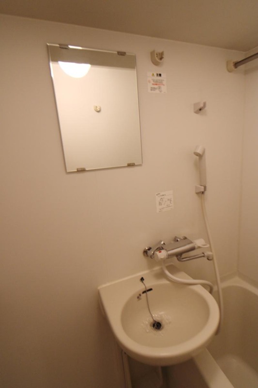 洗面設備　※反転タイプの別部屋です