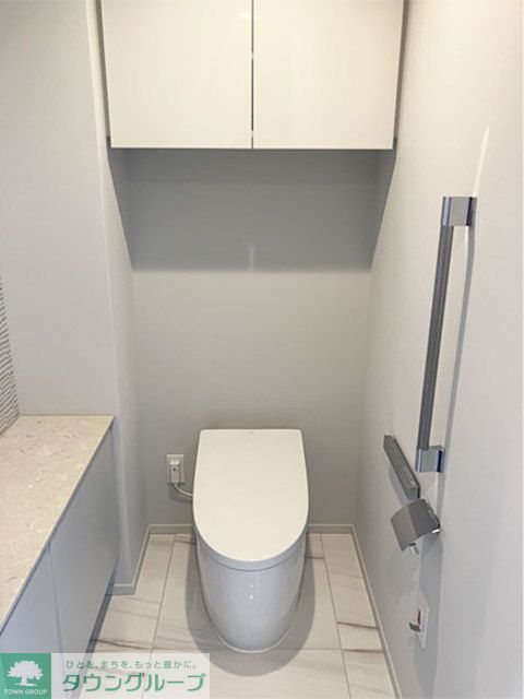 トイレ　※写真は同タイプ住戸です。