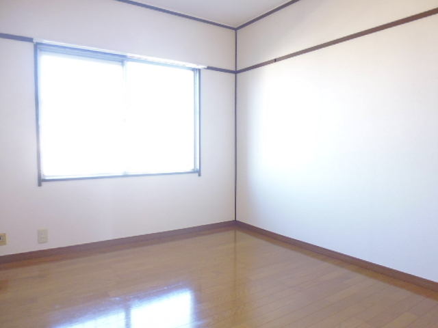その他部屋・スペース　収納付きの洋室６帖