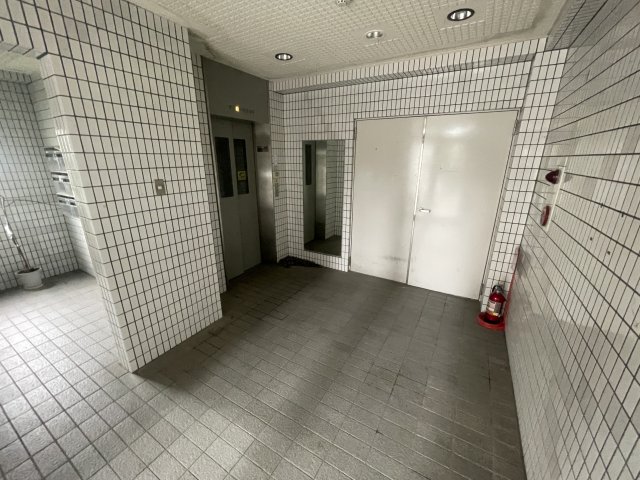 ロビー