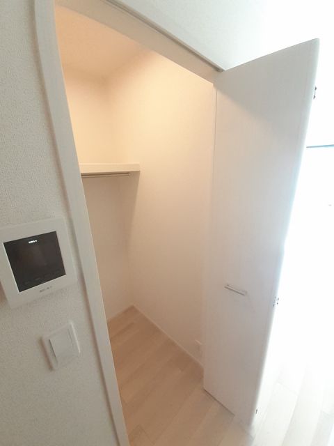 ＪＲ東海道本線 彦根駅 徒歩22分 2階建 築3年の内装写真