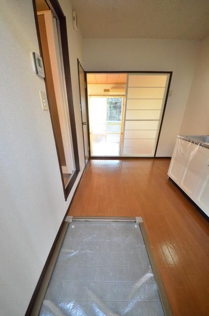 玄関　★お部屋探しは株式会社タウンハウジング東京まで★