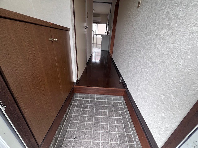 カトレアハイツの玄関写真