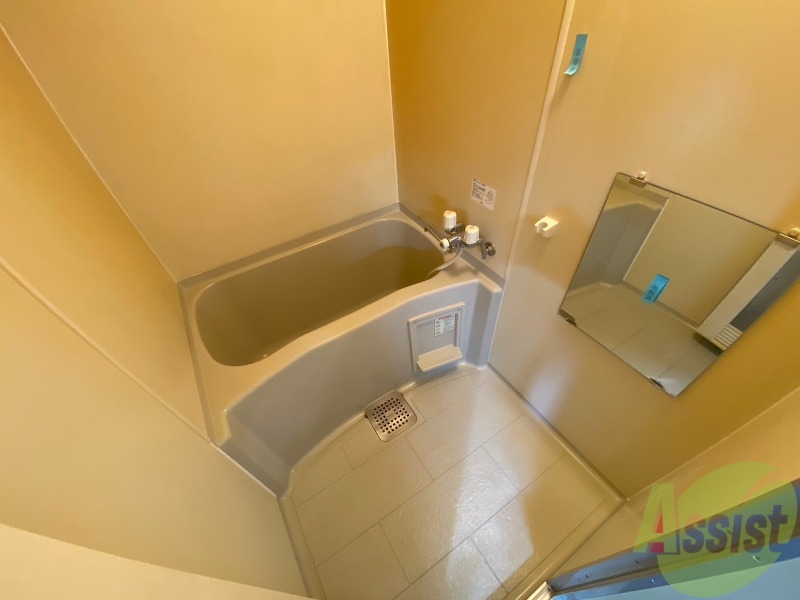 バス・シャワールーム　お風呂です。ゆっくりお風呂につかるのも体に良いですね～