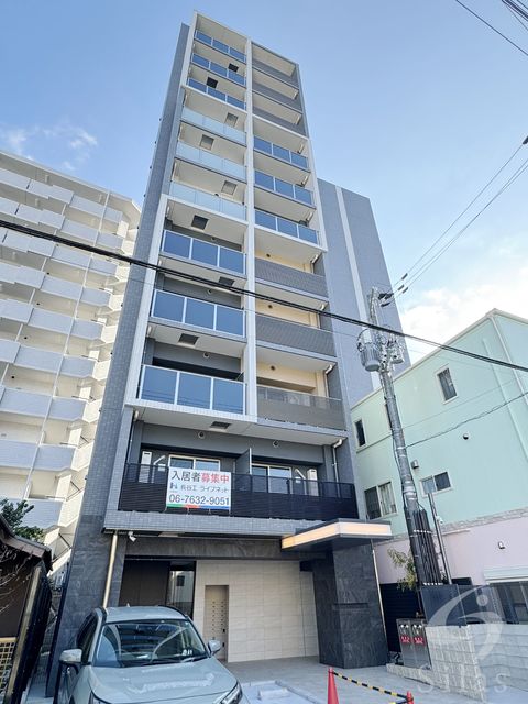 【神戸市灘区倉石通のマンションの建物外観】
