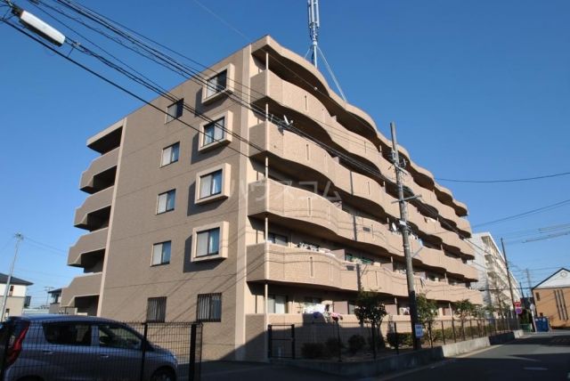 浜松市中央区葵西のマンションの建物外観