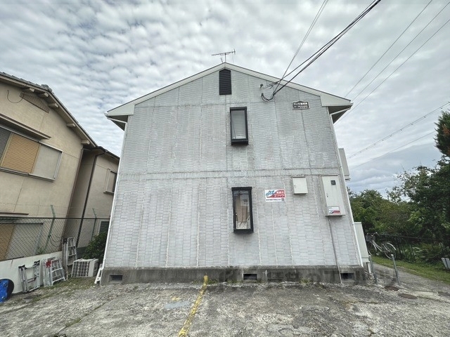 ヴィラ新成田の建物外観