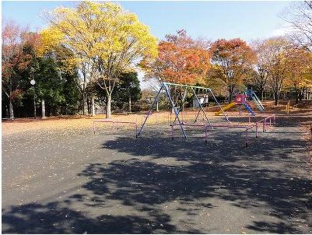 【レオパレスプリムローズの公園】