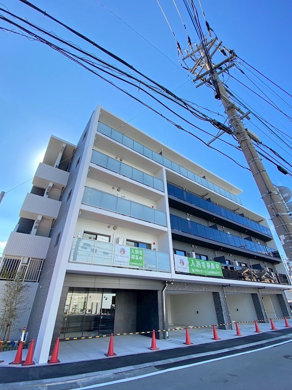 福岡市博多区博多駅南のマンションの建物外観