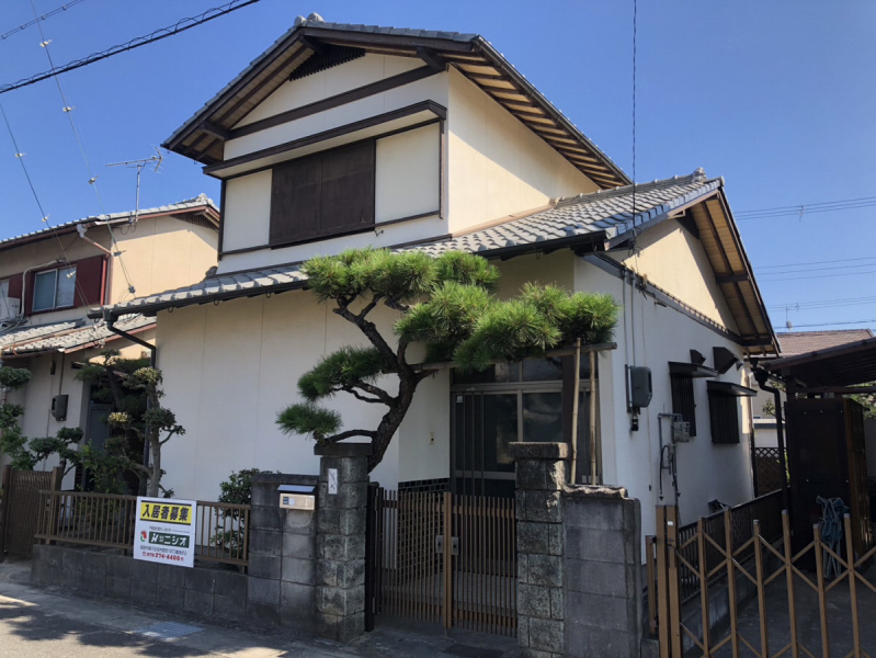 前川貸住宅の建物外観