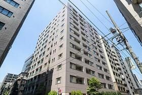 【中央区日本橋堀留町のマンションの建物外観】