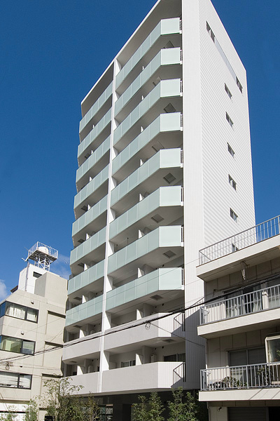 【渋谷区宇田川町のマンションの建物外観】