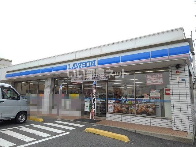 コンビニ　ローソン 四日市八田店（コンビニ）まで478m