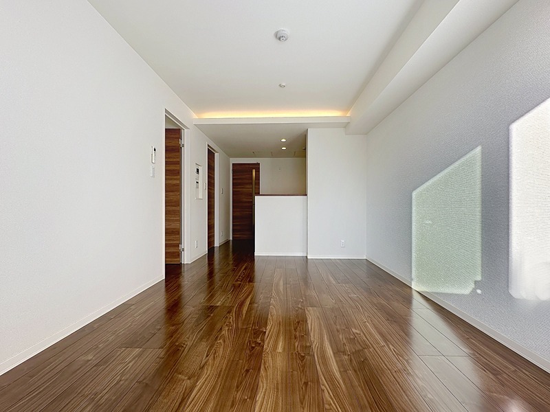 居室・リビング　11帖の対面キッチンリビング