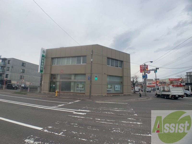 銀行　北海道銀行元町支店（銀行）まで707m