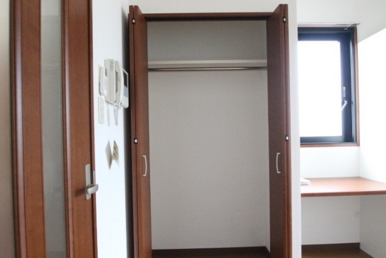 収納　※別号室の写真です