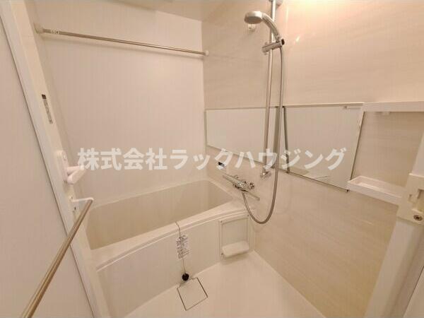 バス・シャワールーム　反転タイプ