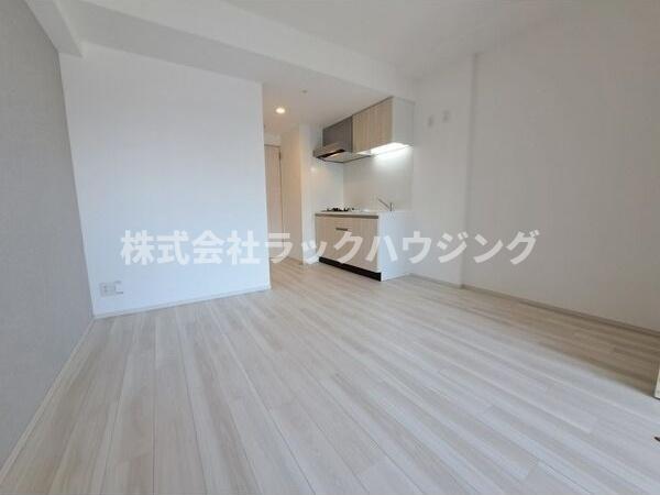 居室・リビング　反転タイプ