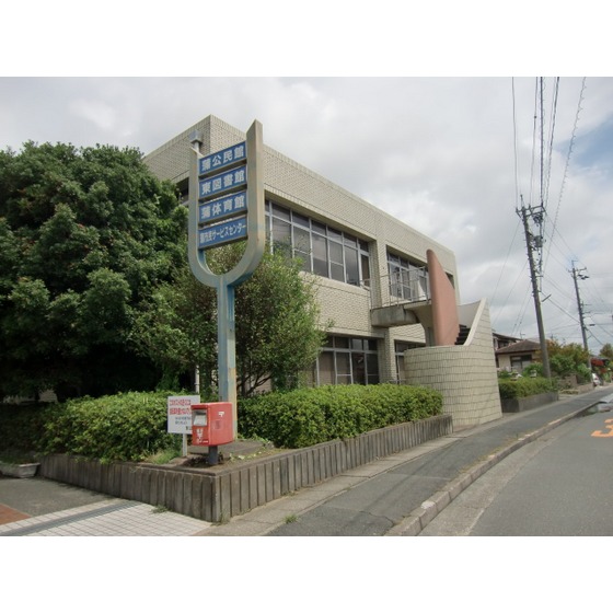 図書館　浜松市立東図書館（図書館）まで2469m