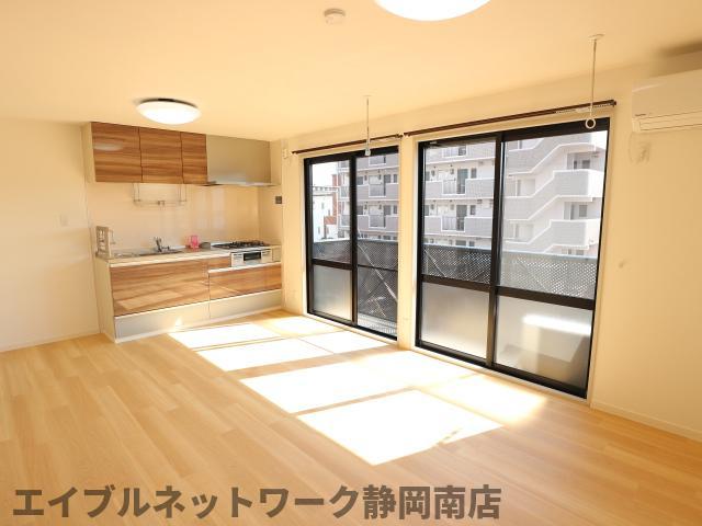 居室・リビング　使いやすいリビングです