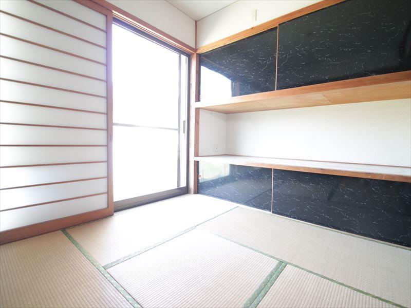 玄関　現況を優先します。