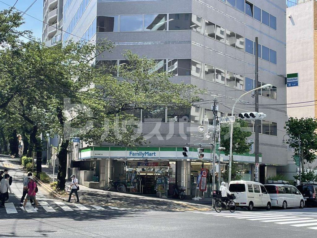 コンビニ　ファミリーマート　南大塚通り店（コンビニ）まで100m