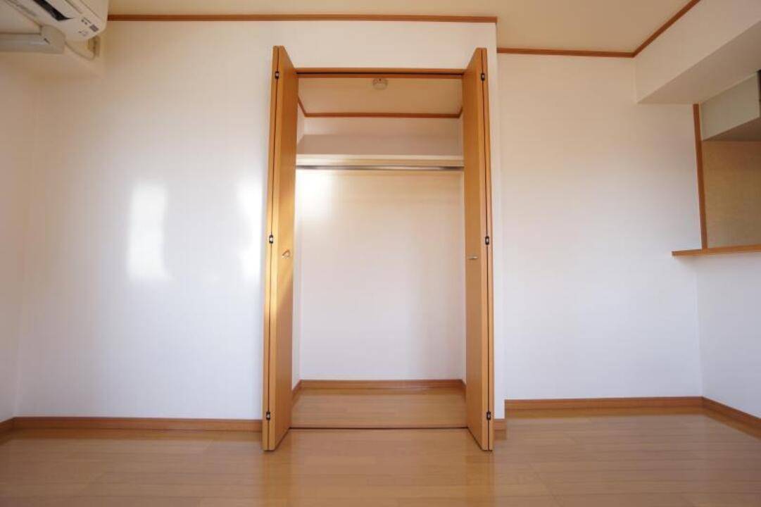 収納　クローゼット