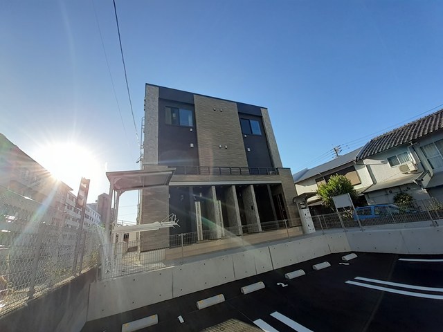 建物外観　外観写真