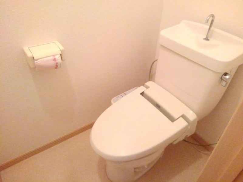 トイレ　図面と現状に相違がある場合には現状を優先