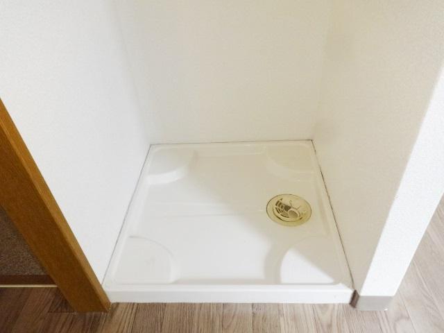 収納　洗濯機置場はここです。