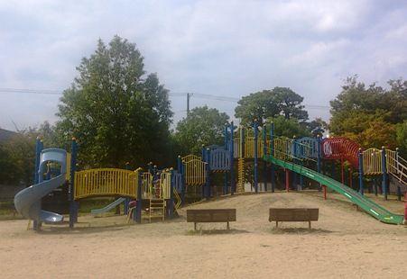 公園　新高公園（公園）まで350m