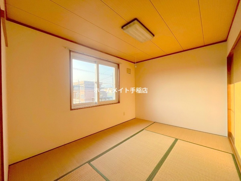 その他部屋・スペース　明るい和室、寝室にどうぞ♪