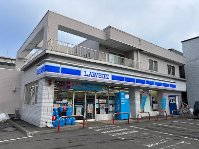 コンビニ　ローソン旭町五丁目店（コンビニ）まで207m