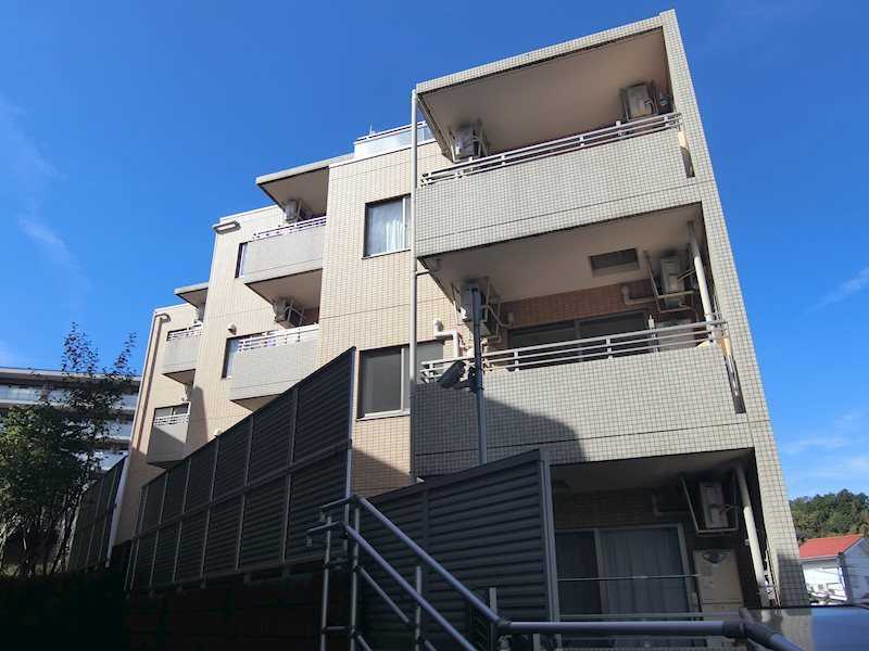 建物外観　記載の無料通話でリアルタイムな空室状況をお伝えいたします