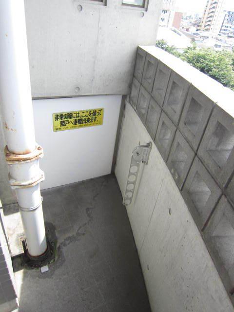 バルコニー　※別室参考写真です。
