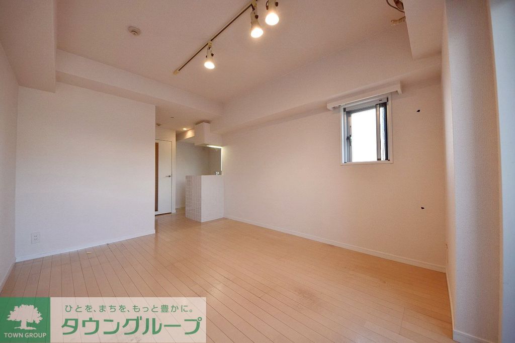 居室・リビング　※別部屋参考写真