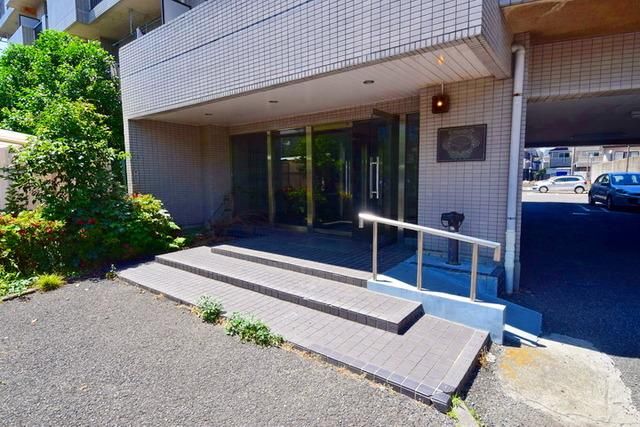 エントランス　★エントランスはこちら★