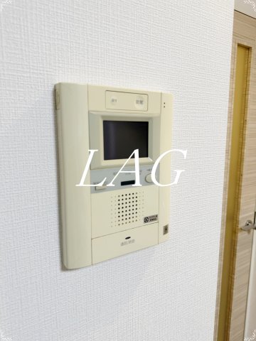 セキュリティ　モニターつきインターホンです。