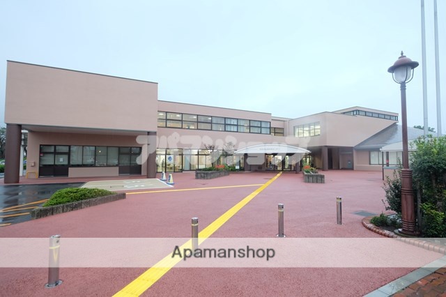 図書館　日高市立図書館（図書館）まで509m