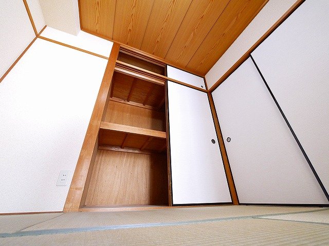 収納　たっぷりとした収納スペースです
