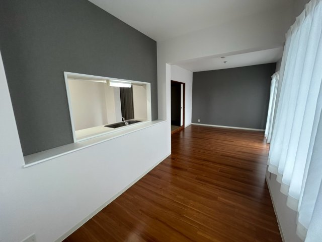 住吉ガーデンの居間写真