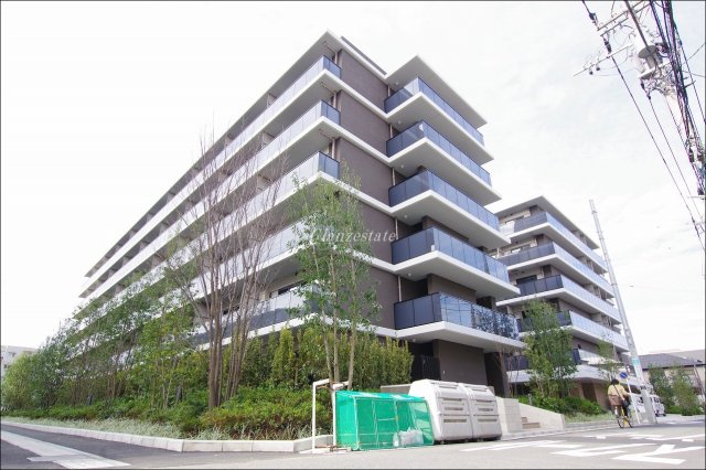 建物外観　☆存在感を放つ外観☆