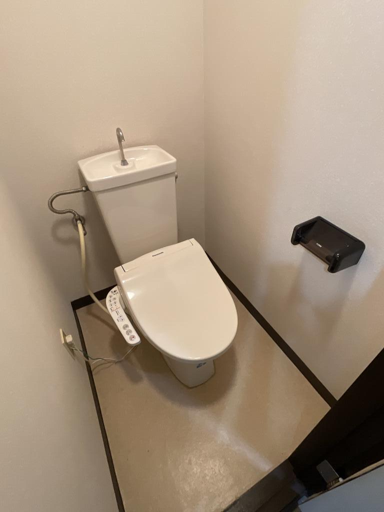 トイレ　異なる場合は現況を優先します。