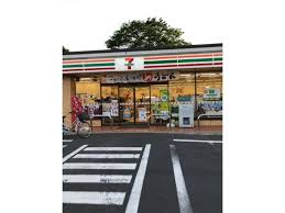 コンビニ　セブンイレブン 板橋舟渡1丁目店（コンビニ）まで739m