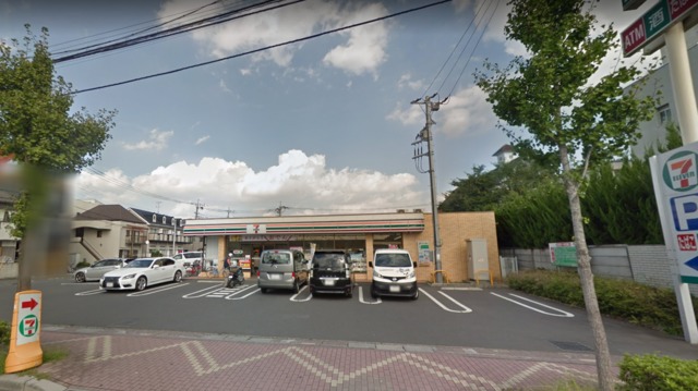 コンビニ　セブンイレブン川口前川1丁目店（コンビニ）まで940m